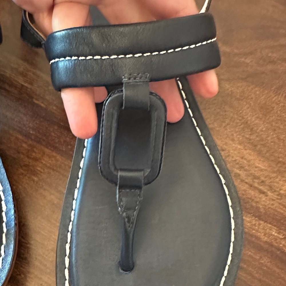Bernardo Navy  Leather Sandals - Picture 2 of 6